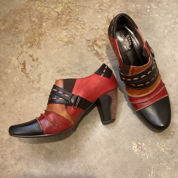 Spring Step Shoes - L'Artiste Spring Step Wondrous Color Block Heeled Loafer Leather Size 40 US 9